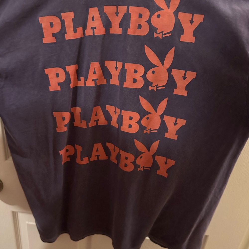 large playboy - Picture 3 of 3